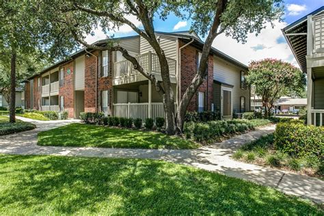 5454 amesbury drive